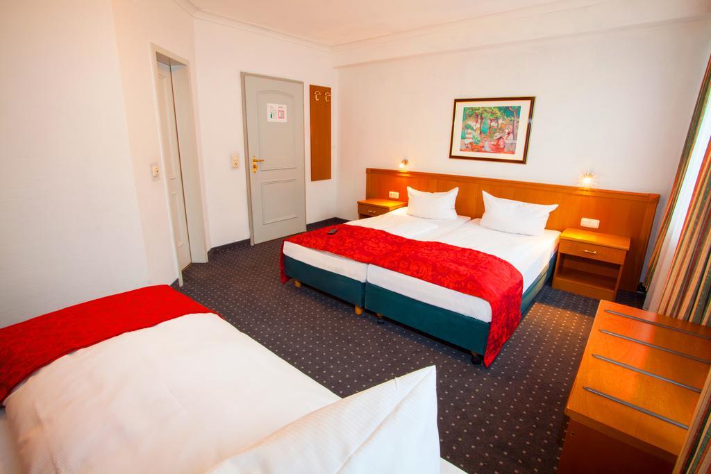 Ina Royal Hotel Köln